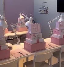 Load image into Gallery viewer, Námskeið - BRUSH ON BUILDER - BYRJENDUR