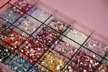 Load image into Gallery viewer, Steina Box - 24 litir