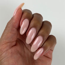 Load image into Gallery viewer, Pose for me
