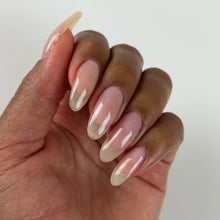 Load image into Gallery viewer, Glass Heart
